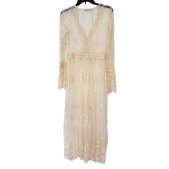 Zara Cream Sheer Lace Bell Long Sleeve V-Neck Maxi Dress - Picture 3 of 5